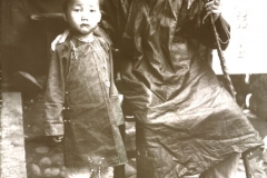 Großvater mit Enkel Lyungwo / Grandfather and grandchild Lyungwo